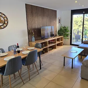 Nexthome Center & Pool *