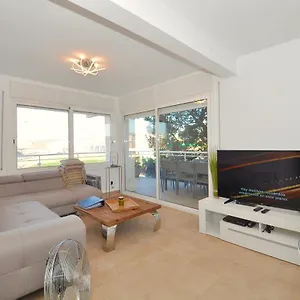 Apartment Station *