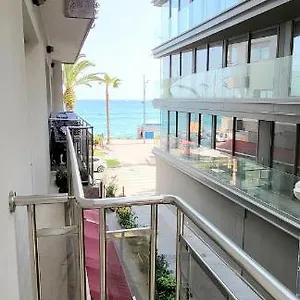 Estudio Soleado 1 Lloret de Mar