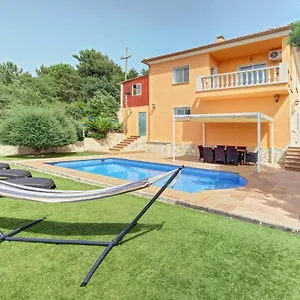 Roses With Swimming Pool & Mountain View Lloret de Mar