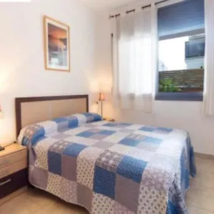 Apartamento Con Terraza A 300 M De La Playa Apartment
