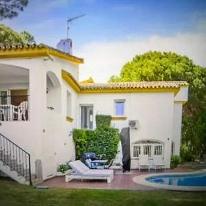 Villa Holiday Villa And Beach Front Sea View - 5Br Refresh *