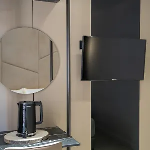 Mefolinkel Suits Hotel *