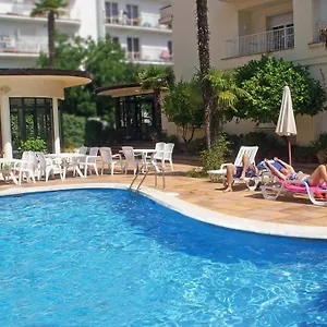 Mireia Hotel *