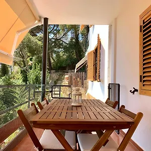 Quiet Cala Canyellas Apartment Lloret de Mar