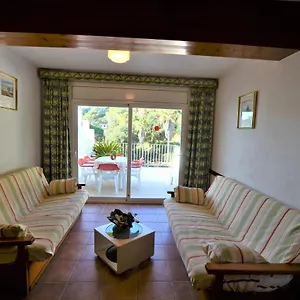 Holiday home Isabel *