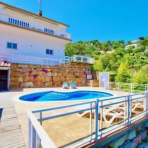 Villa V&v Lloret Sunrise: Spacious 10-person With Pool Near Canyelles *