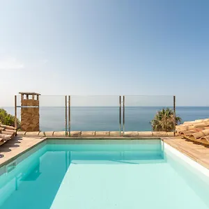 Villa Con Infinity Pool *