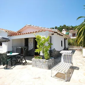 A Picturesque Wine House Now Refurbished Into In *