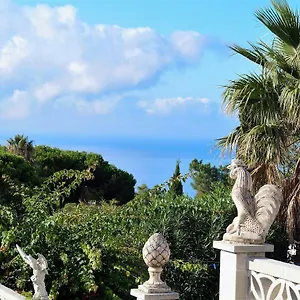 Carmen Holiday home