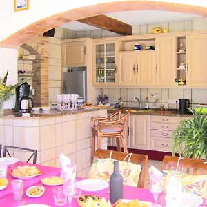 Holiday home Bambi